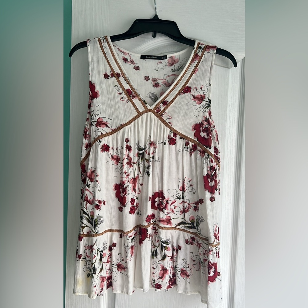 Doe and Rae blouse size Medium